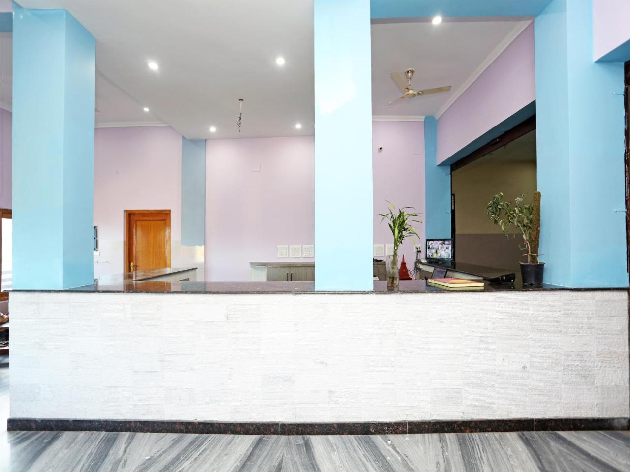 Oyo 19638 Hotel Jay Continental Almora Bagian luar foto