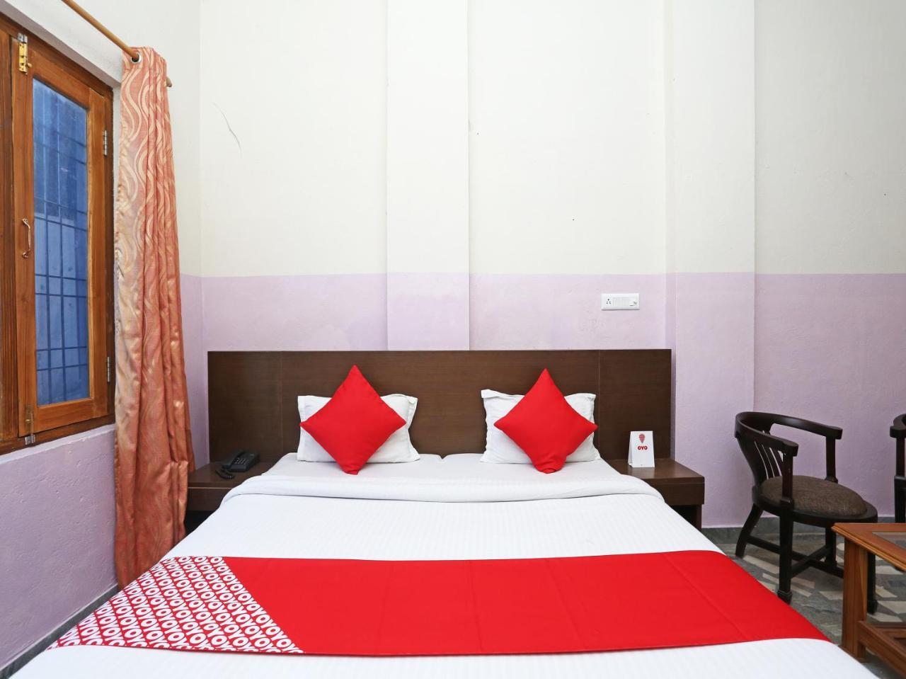 Oyo 19638 Hotel Jay Continental Almora Bagian luar foto