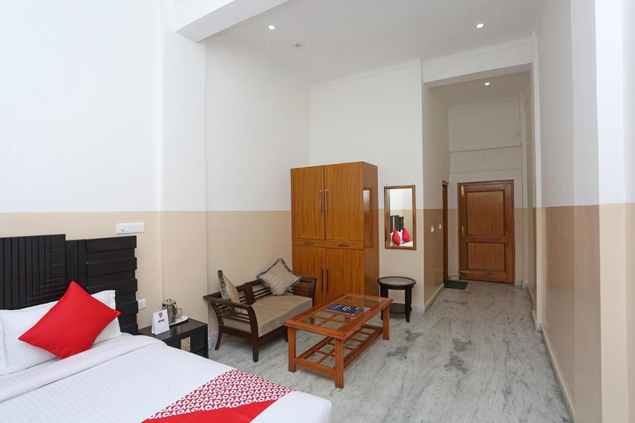 Oyo 19638 Hotel Jay Continental Almora Bagian luar foto